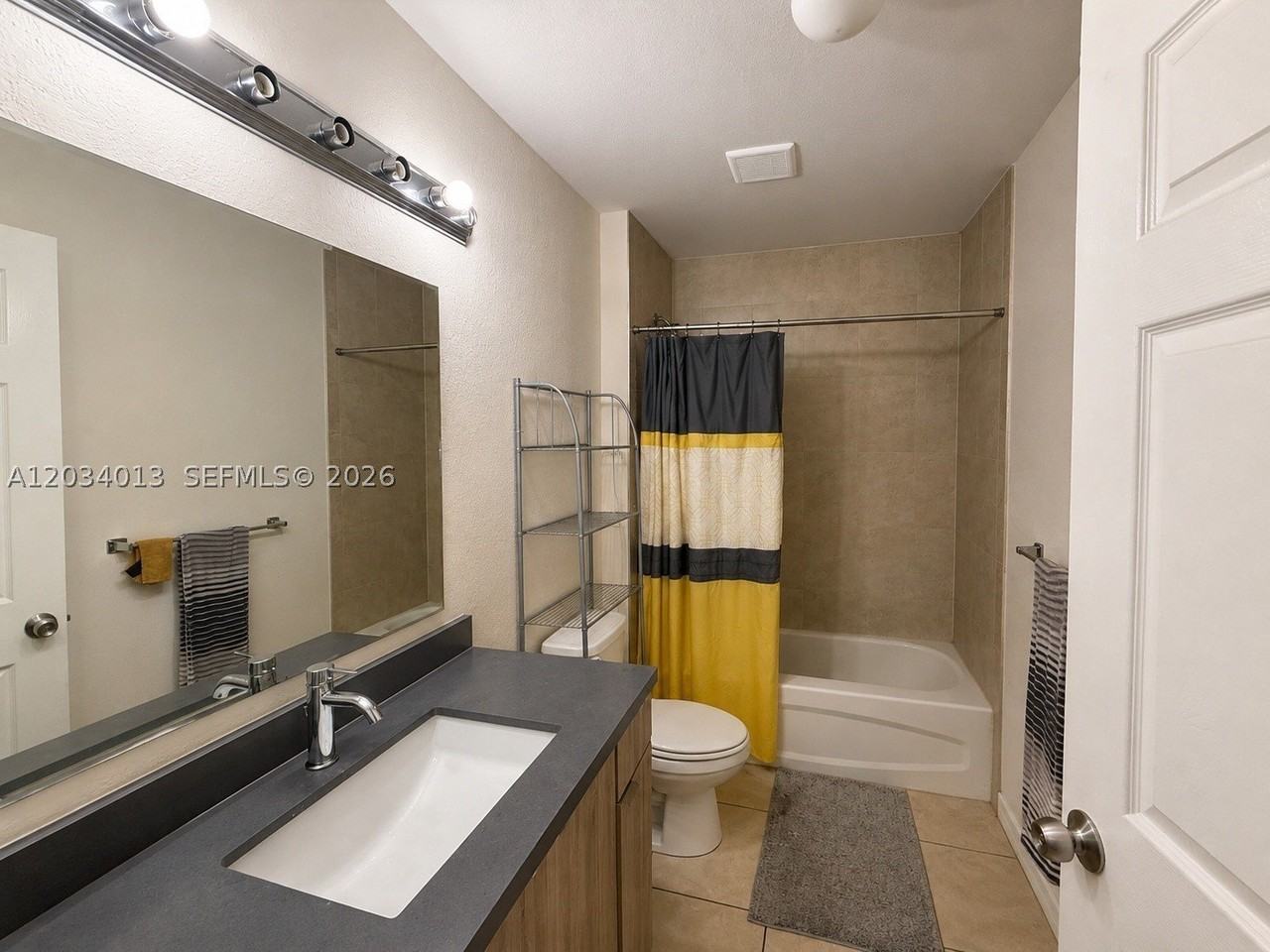3874 Sw 48th Ave #3874 - Photo 7 of 11