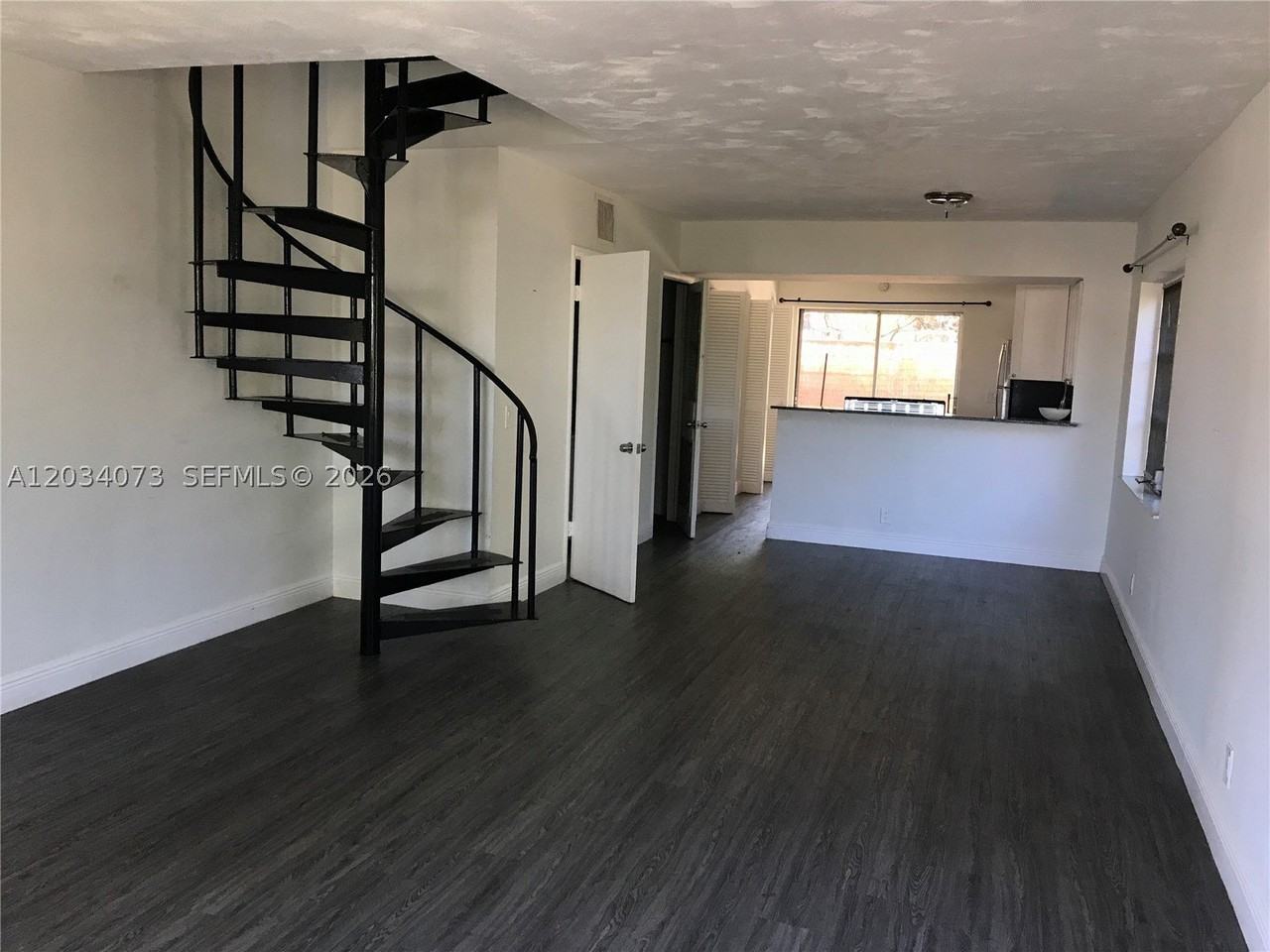 2444 Sw 58th Mnr - Photo 2 of 23