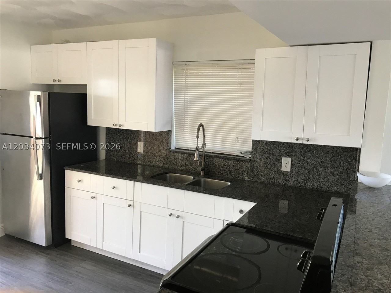2444 Sw 58th Mnr - Photo 7 of 23