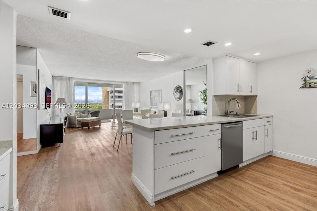 199 Ocean Lane Dr #1006 - Photo 5 of 12