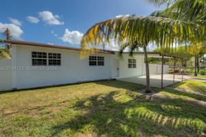 featured image of 160 Nw 199th St #1