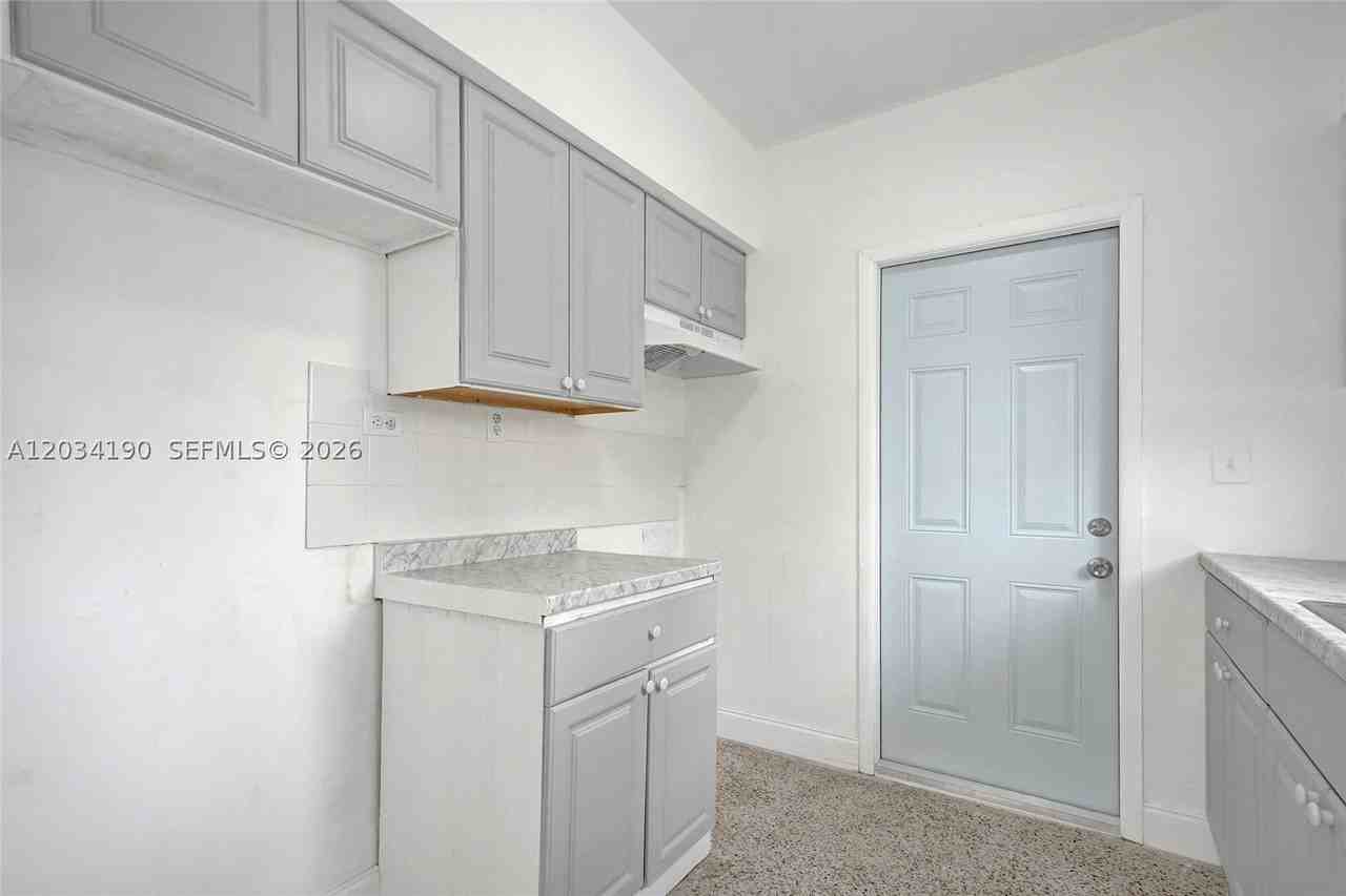 710 82nd St #1 - Photo 2 of 35