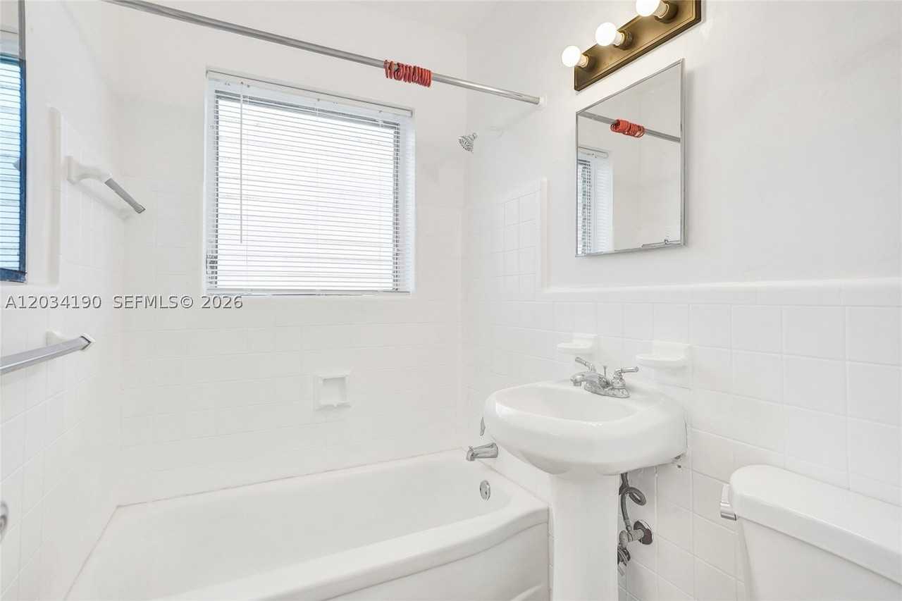 710 82nd St #1 - Photo 7 of 35