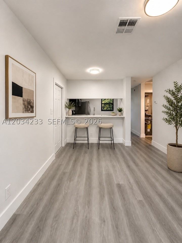 1175 Sw 16th Ave #2 - Photo 3 of 12
