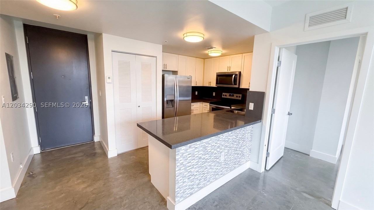 4332 W Flagler St #203 - Photo 2 of 19