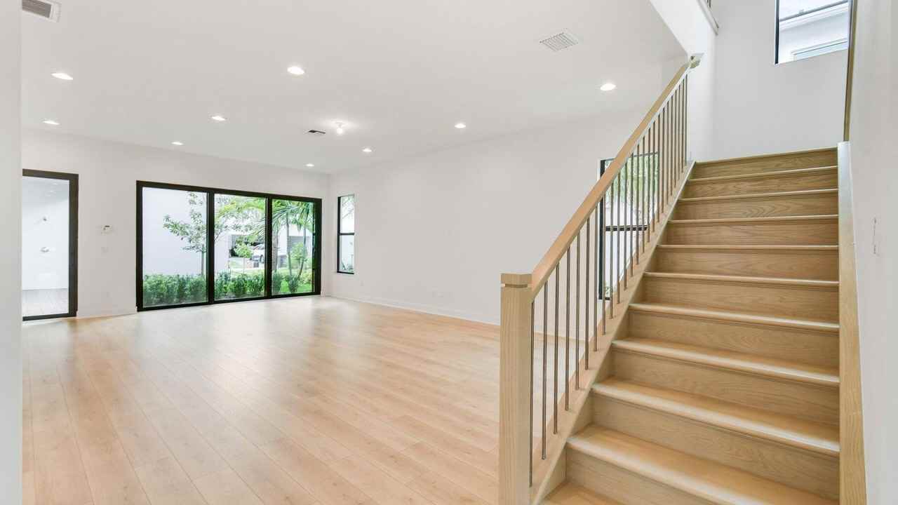 13136 Alton Rd - Photo 7 of 34