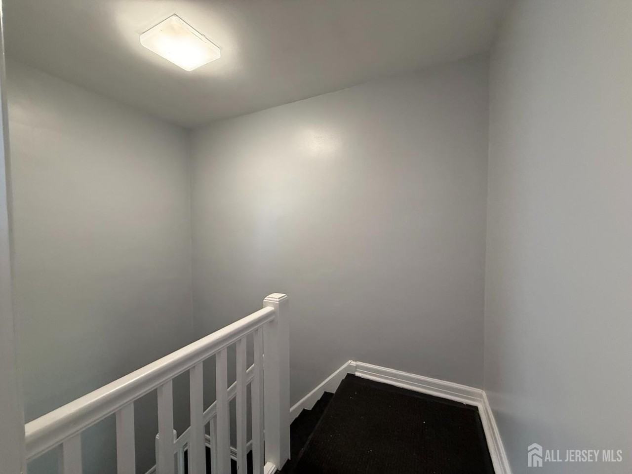 824 2nd St - Photo 2 of 14