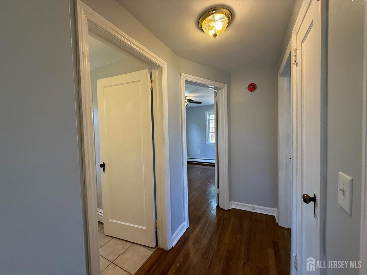 824 2nd St - Photo 4 of 14