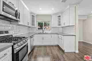 18725 Martha St - Photo 6 of 8
