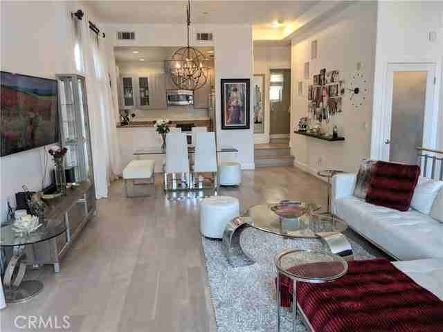 13260 Landale St - Photo 5 of 8