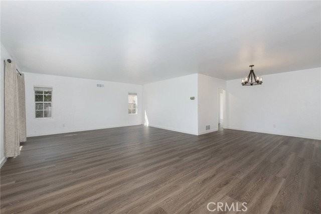 4213 Wilkinson Ave - Photo 3 of 8