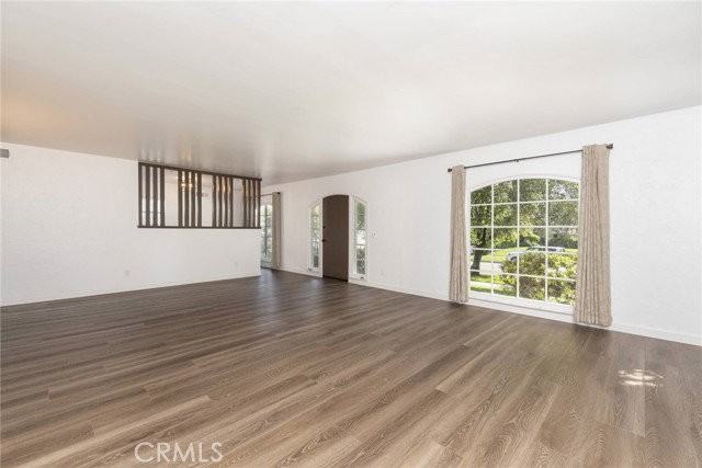 4213 Wilkinson Ave - Photo 4 of 8