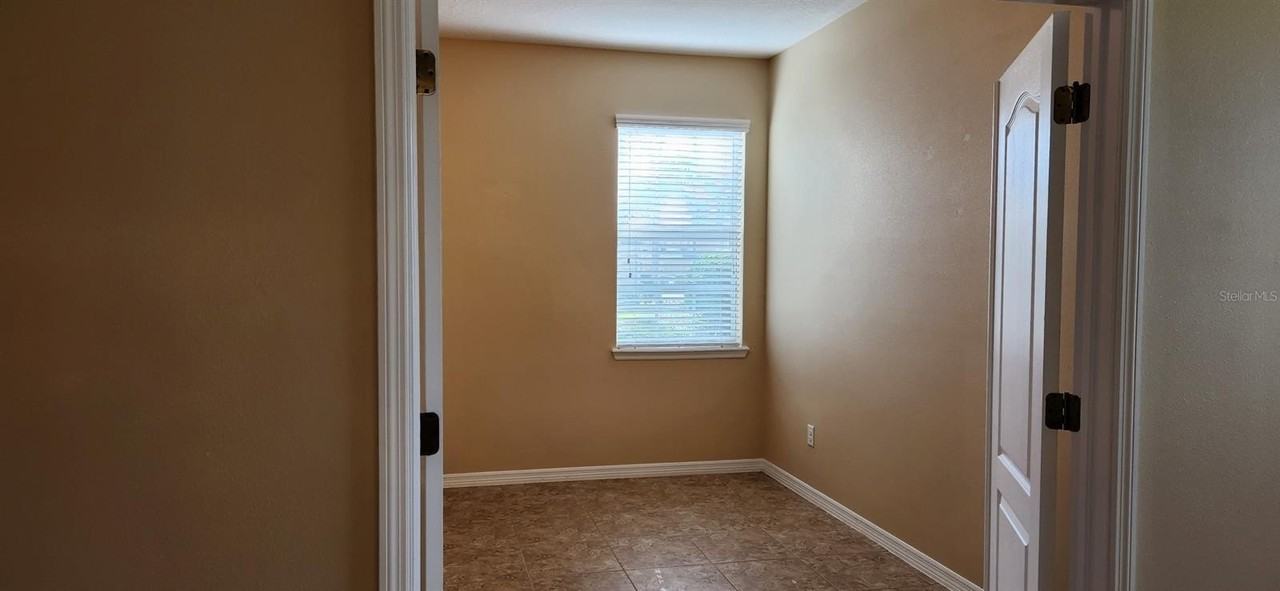 8710 Karpeal Dr - Photo 6 of 23
