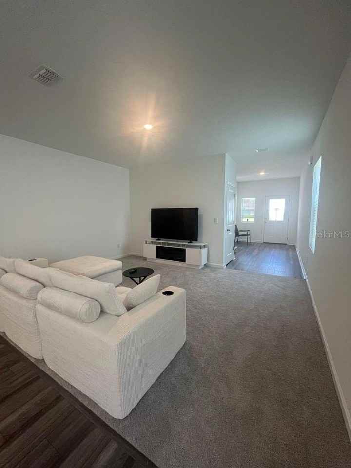 8 Oriole Rd - Photo 7 of 15