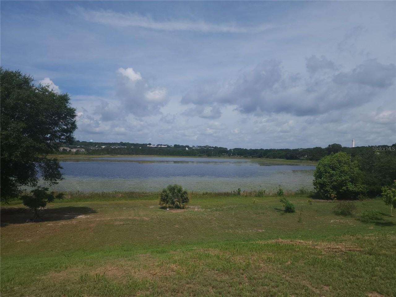 912 N Jacks Lake Rd - Photo 6 of 37