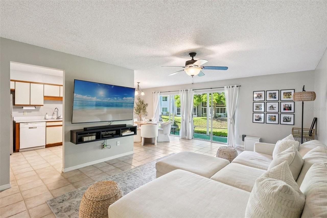 2258 Coach House Blvd #804 - Photo 4 of 25