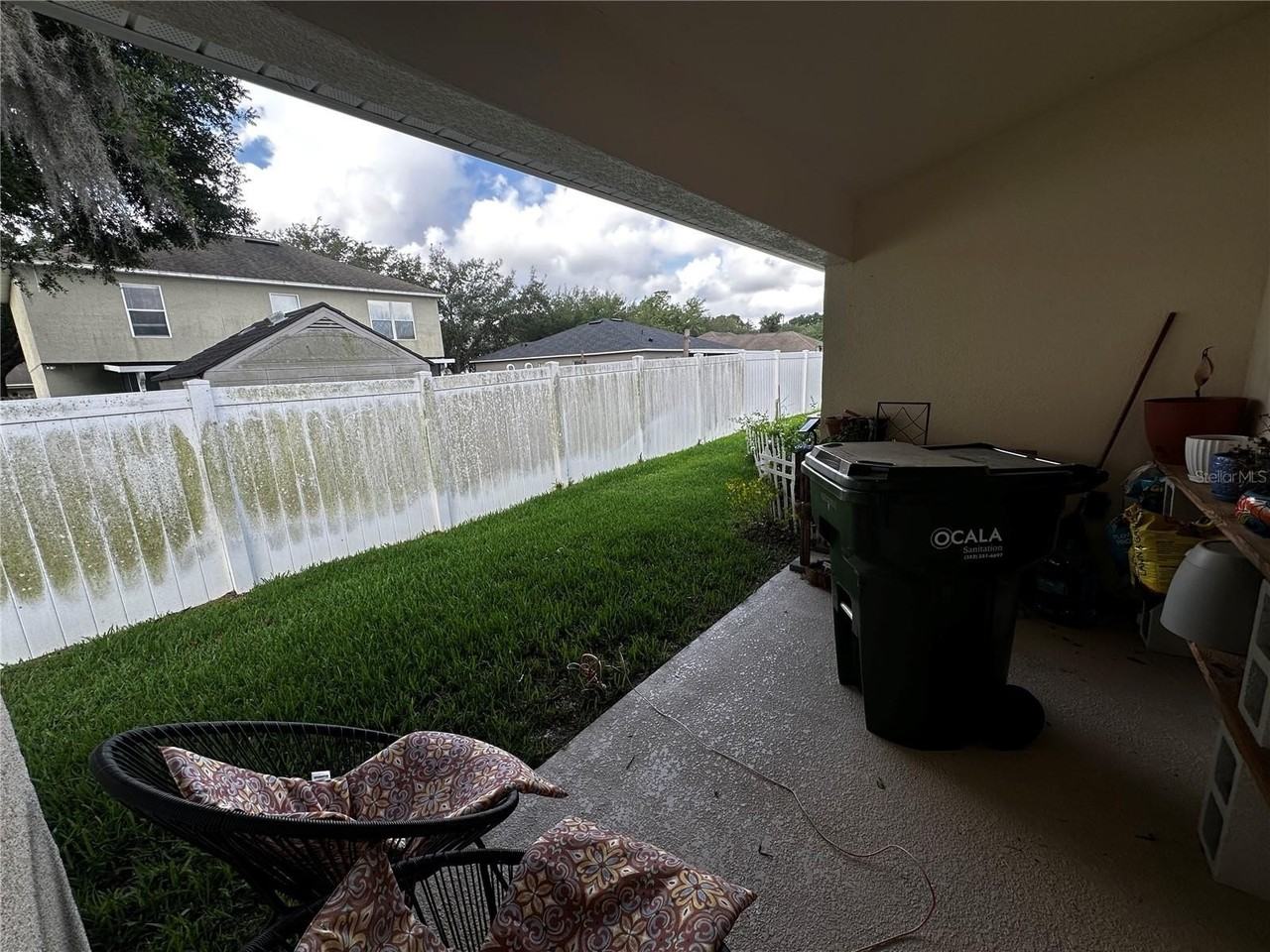 4579 Se 25th Loop - Photo 7 of 12