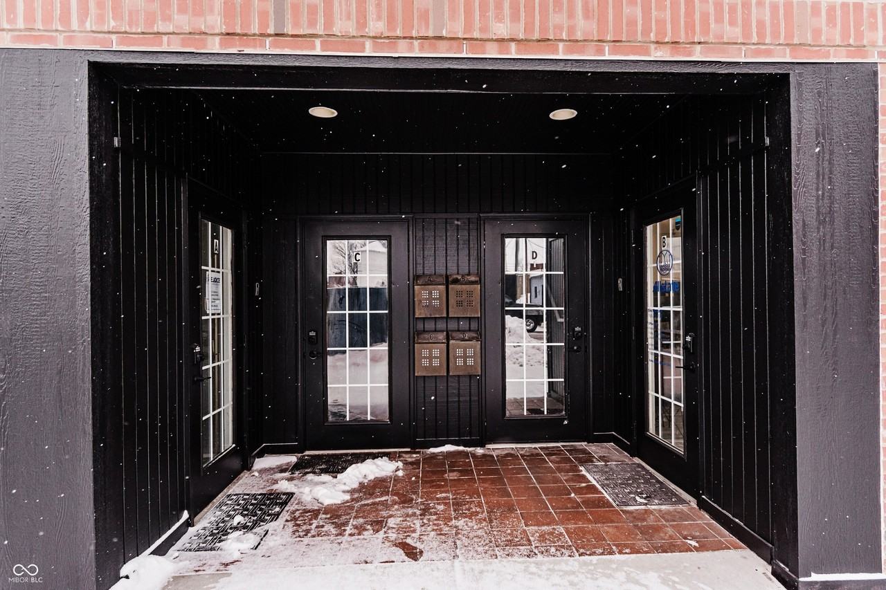 114 S Meridian St Ste C - Photo 3 of 30