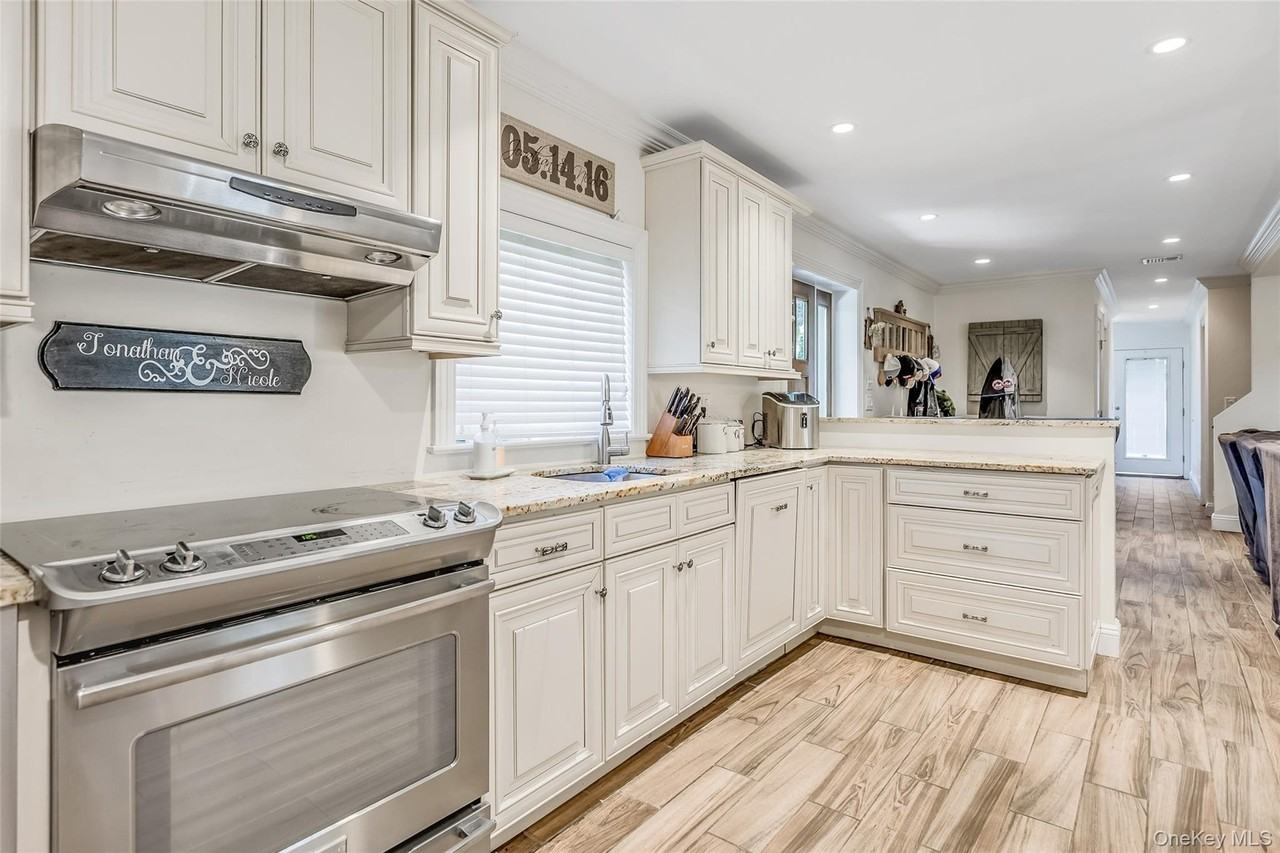 29 Aspen Rd - Photo 7 of 17