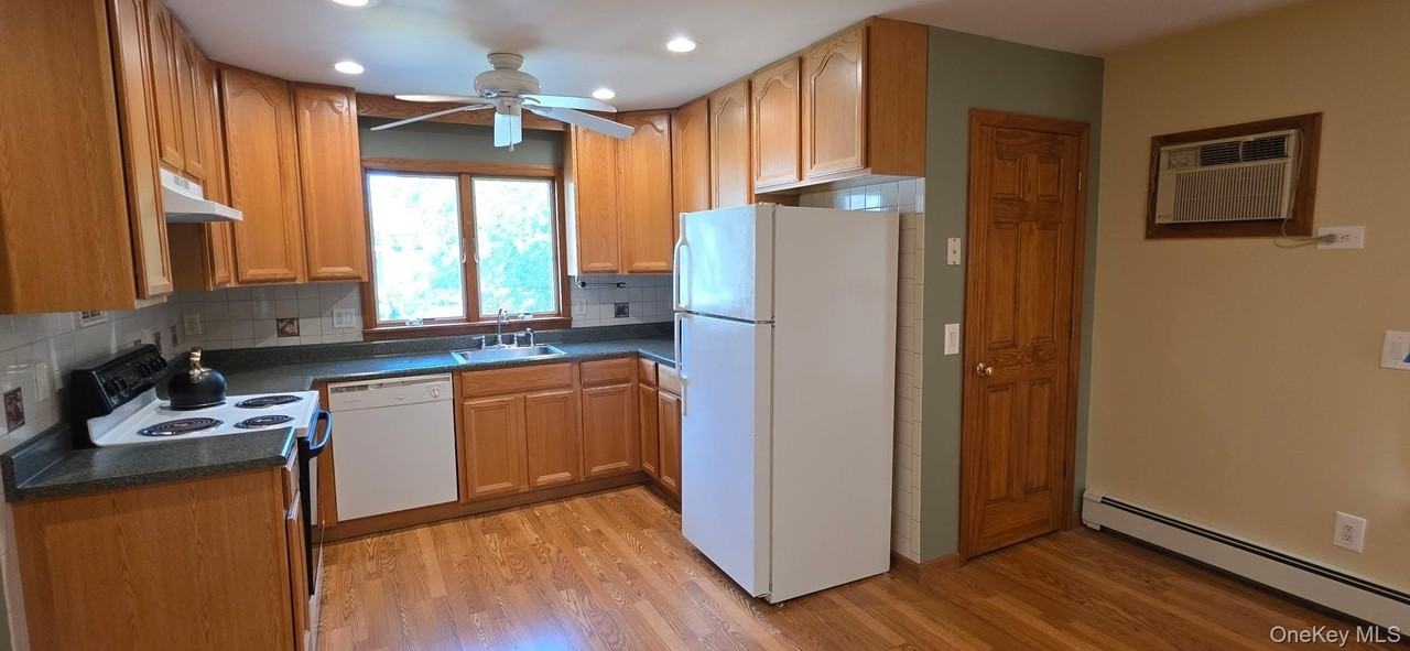 26 Bokel Ave - Photo 3 of 13