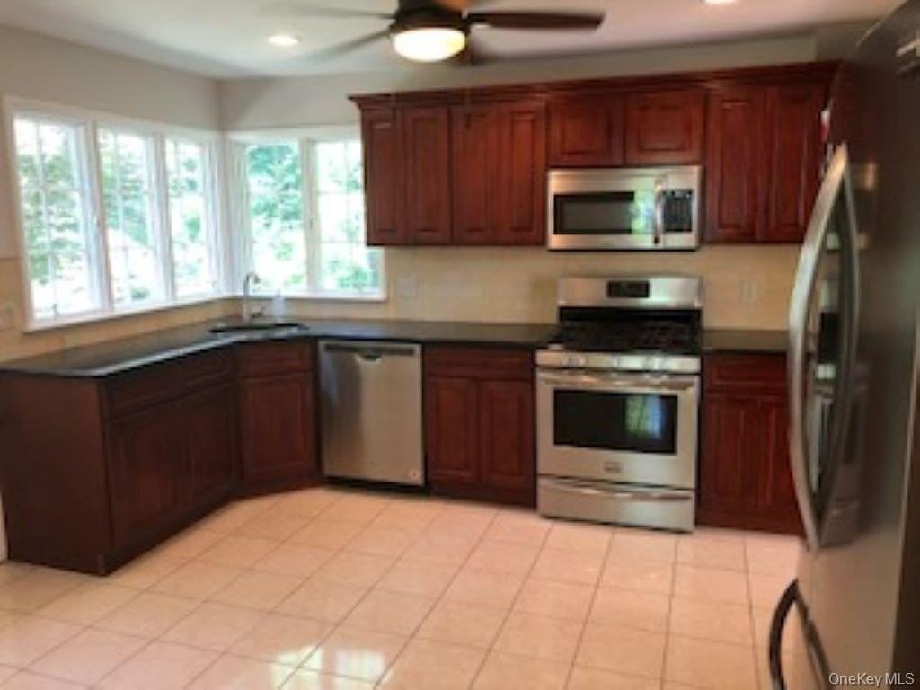 216 Mamaroneck Rd - Photo 5 of 16