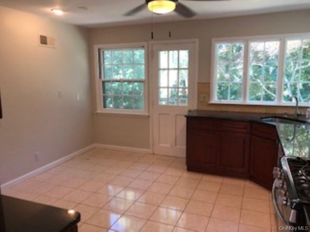 216 Mamaroneck Rd - Photo 6 of 16