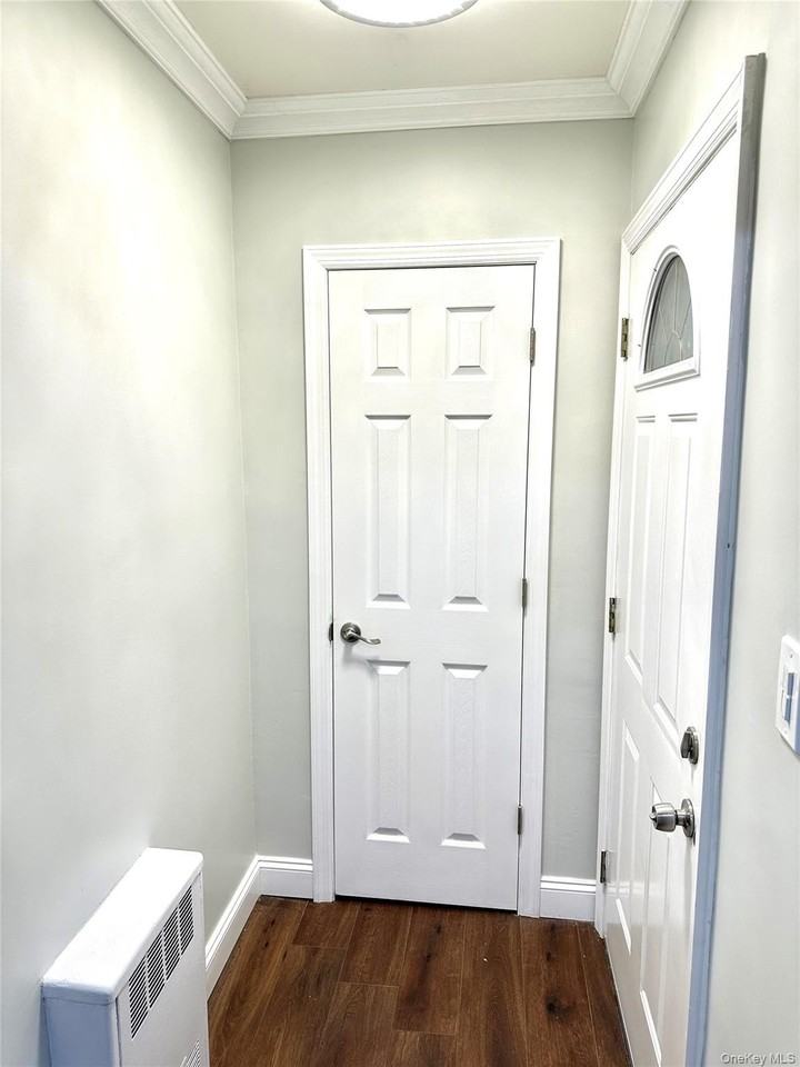 8577 66th Ave - Photo 3 of 12