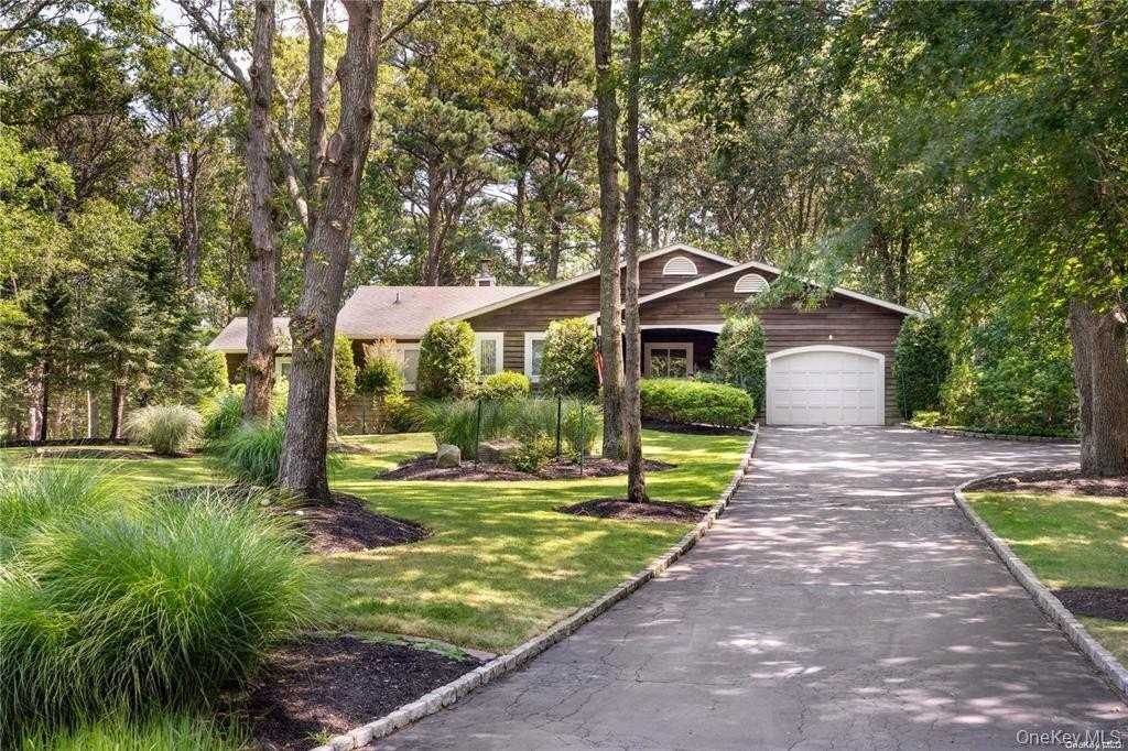 1 Woodview Way