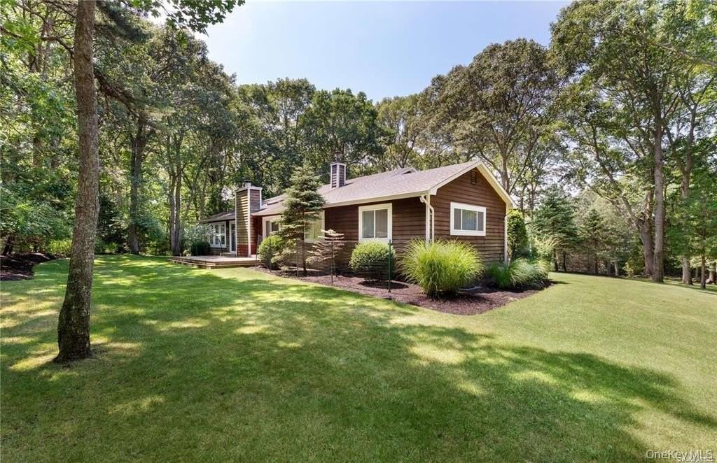 1 Woodview Way - Photo 2 of 30