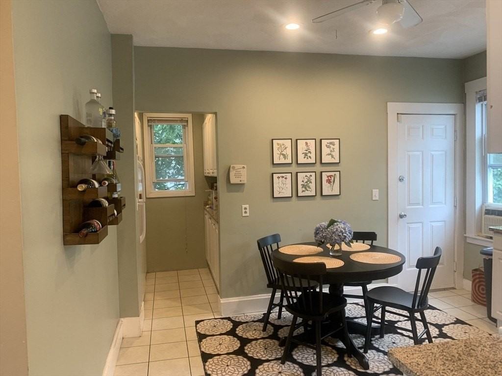 93 Easton St #3 - Photo 4 of 13