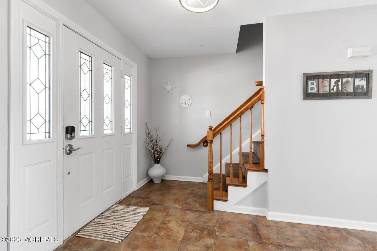 327 Tide Pond Rd - Photo 6 of 44