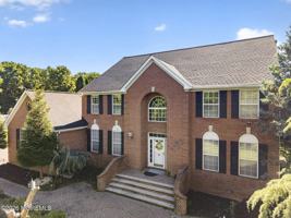 featured image of 14 Heathrow Ct