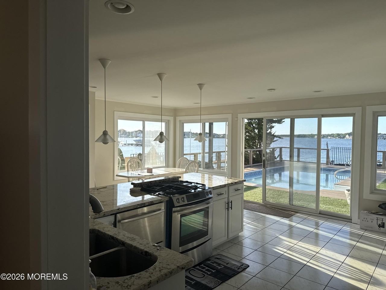 262 Genes Dr - Photo 4 of 10