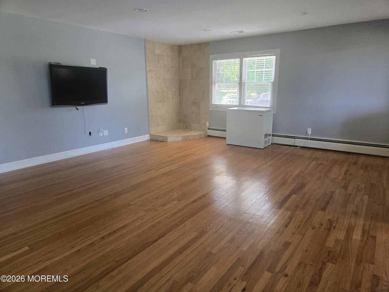 120 Smithburg Rd - Photo 5 of 16