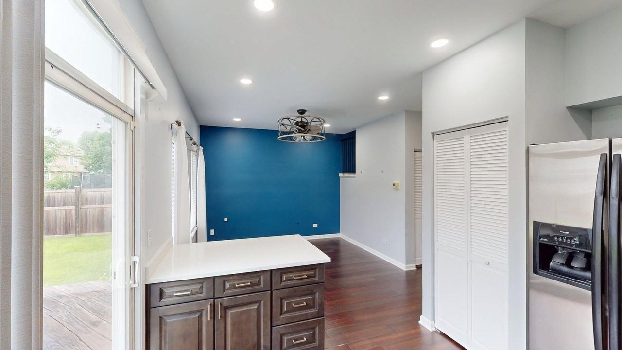2529 Stonybrook Dr - Photo 6 of 15