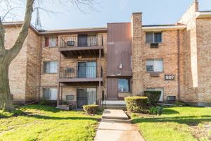 featured image of 827 W College Blvd #202