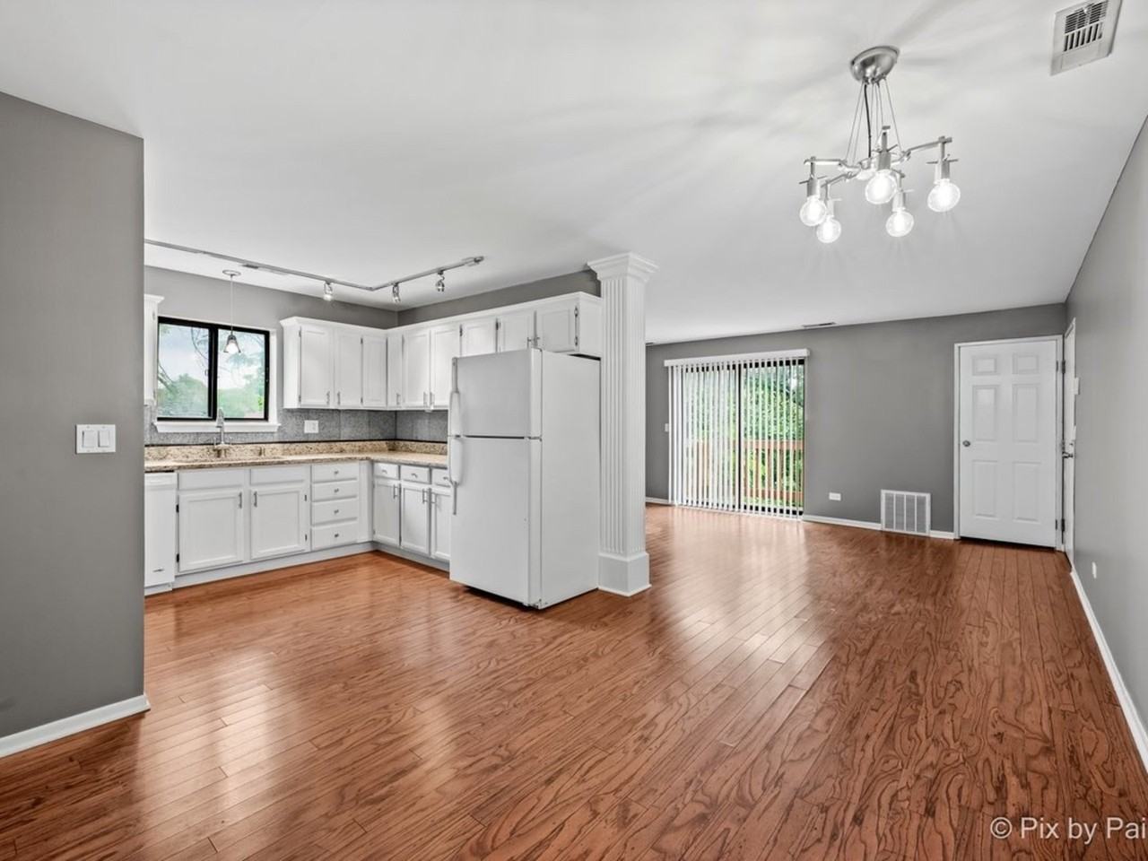 2226 Abbeywood Dr #F - Photo 7 of 20