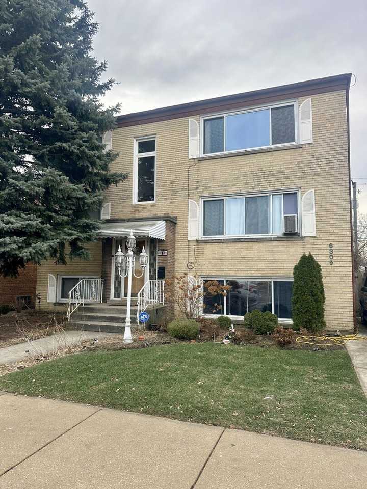 6309 W Touhy Ave #2nd
