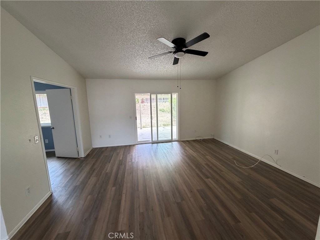 11981 Kenwood Dr - Photo 6 of 21