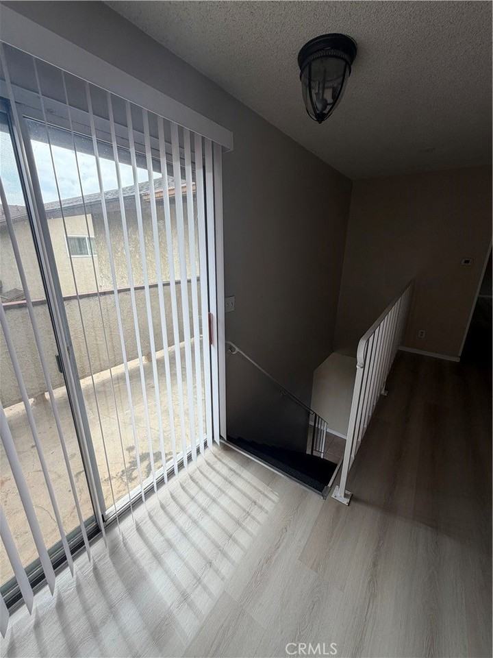 1602 E Fairfield Ct #4 - Photo 4 of 19