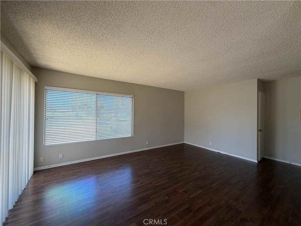 1145 N Barston Ave - Photo 6 of 25