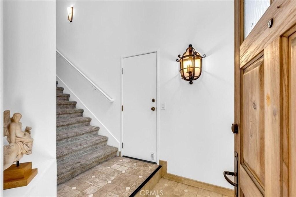 4 Veroli Ct - Photo 2 of 25