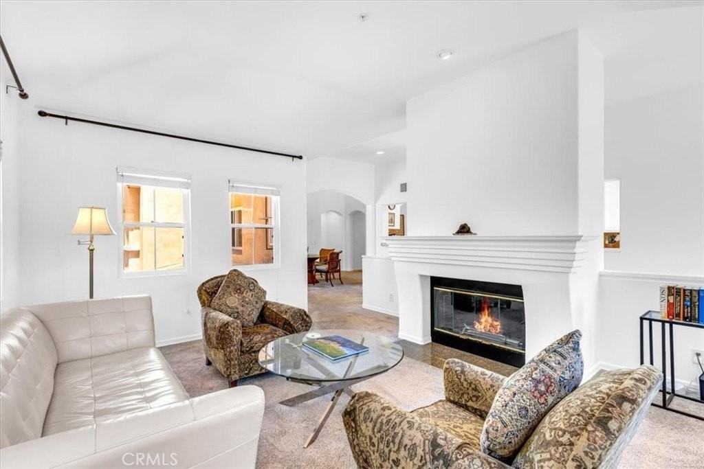 4 Veroli Ct - Photo 3 of 25