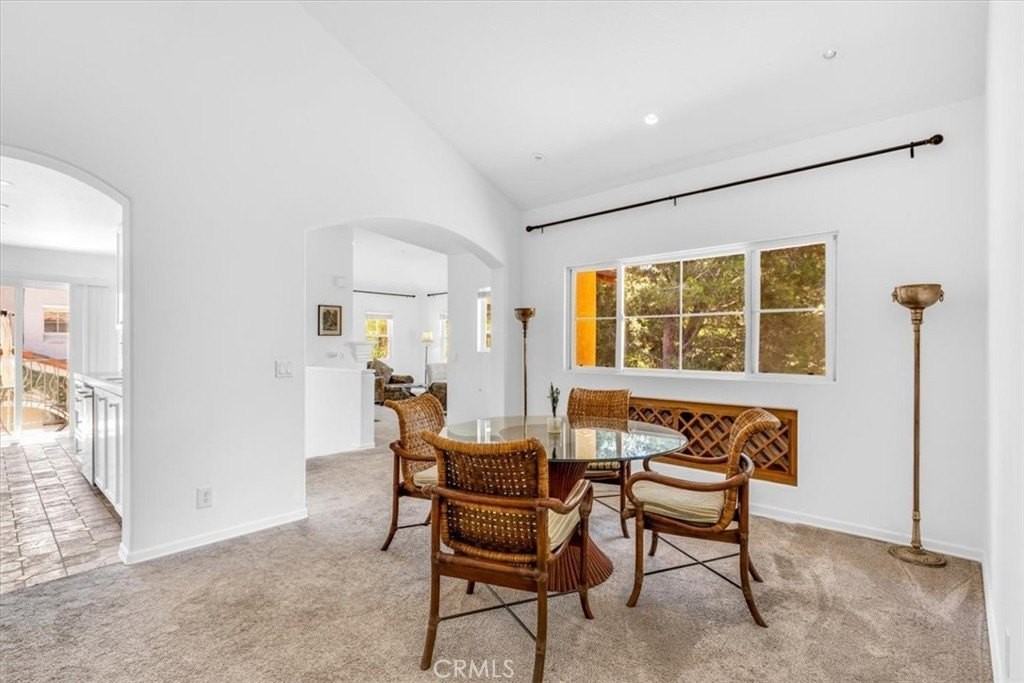 4 Veroli Ct - Photo 7 of 25