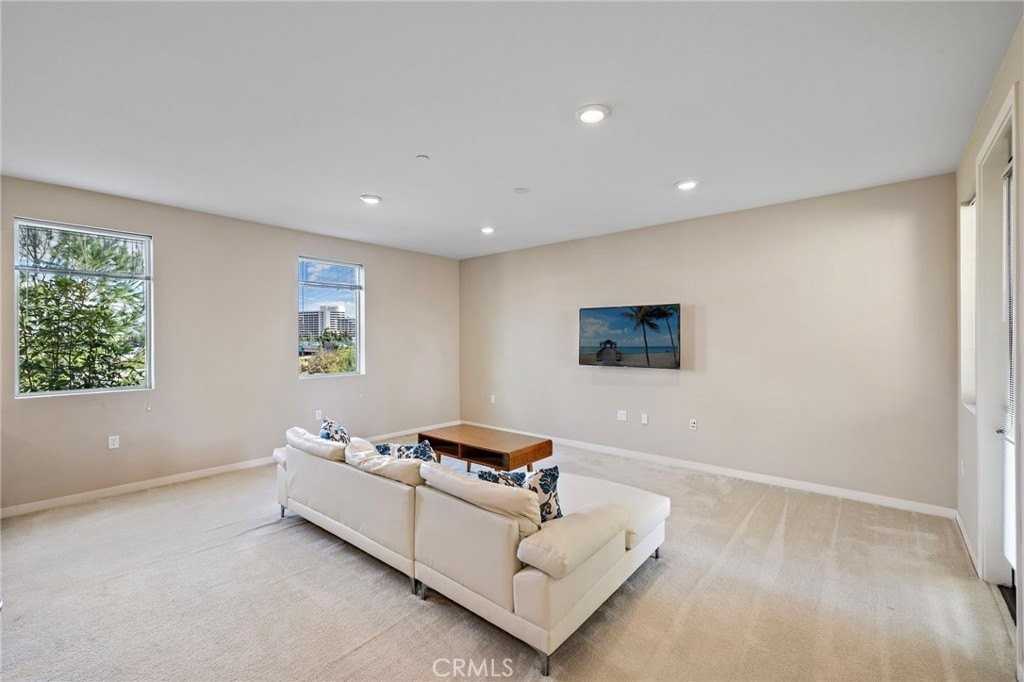 111 Bowery - Photo 3 of 17