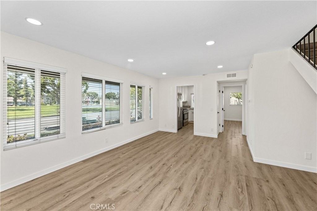 51 Golden Glen St #1 - Photo 2 of 28