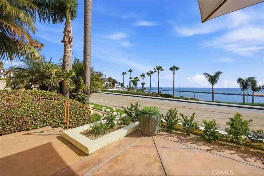 2614 Ocean Blvd #B - Photo 5 of 29