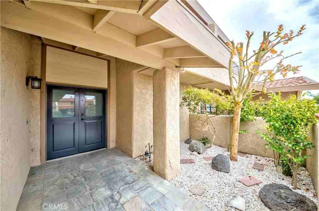 14 Peartree Ln - Photo 6 of 46