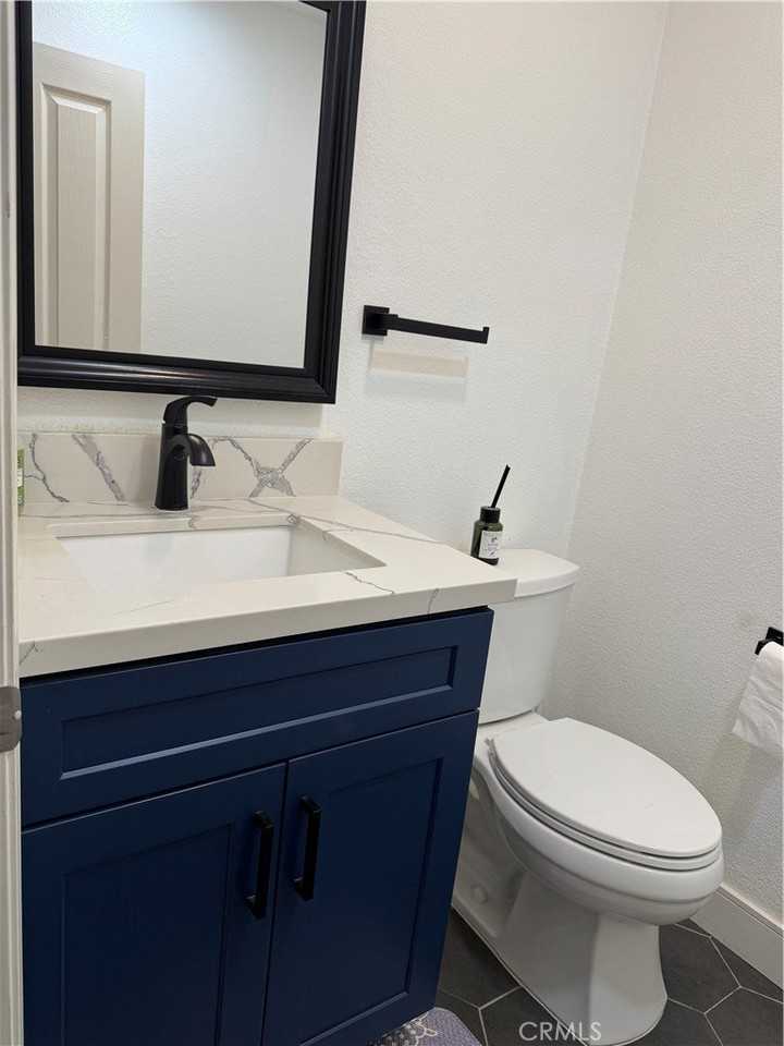 2271 Yarbough Dr - Photo 6 of 19