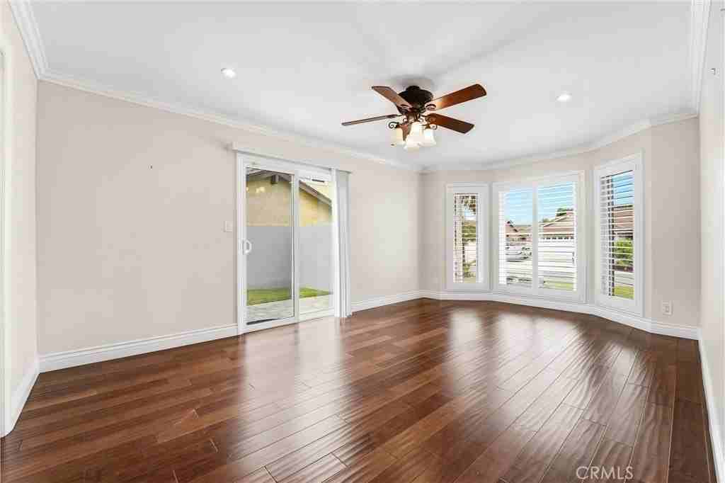 120 Christensen Dr - Photo 6 of 19